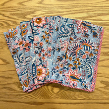 Load image into Gallery viewer, Napkins with crochet - set of 6
