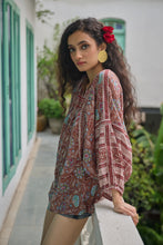 Load image into Gallery viewer, the MINT top - brown with red and pink floral
