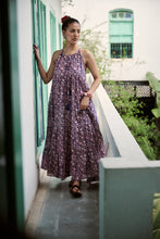 Load image into Gallery viewer, The TAMARIND maxi - Navy blockprinted tiered maxi
