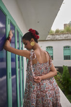 Load image into Gallery viewer, the SAGE Maxi - white with brown and pink floral
