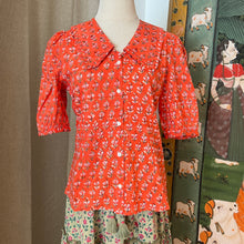 Load image into Gallery viewer, the LEMON top - coral butis
