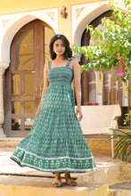 Load image into Gallery viewer, the BAY maxi dress - bottle green
