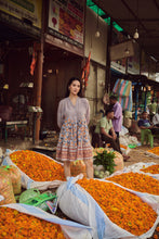 Load image into Gallery viewer, the CHILLI mini - light grey with orange floral
