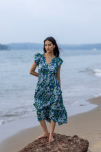 Load image into Gallery viewer, the CILANTRO midi - blue &amp; green floral
