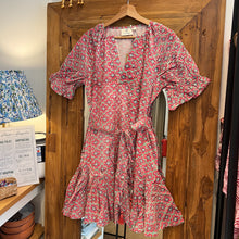 Load image into Gallery viewer, the New Chives dress - pink geometrics
