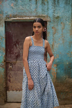 Load image into Gallery viewer, the BAY maxi dress - light blue
