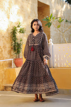 Load image into Gallery viewer, The Thyme Dress - black bagru
