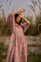 Load image into Gallery viewer, the NUTMEG midi - pink pastels floral with lurex
