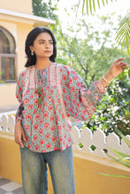 Load image into Gallery viewer, the MINT top - turquoise blue with pink butis
