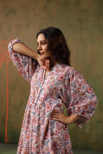 Load image into Gallery viewer, the CHILLI mini - white pink floral
