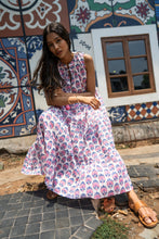Load image into Gallery viewer, BORAGE MIDI dress - white w/ pink blue buta
