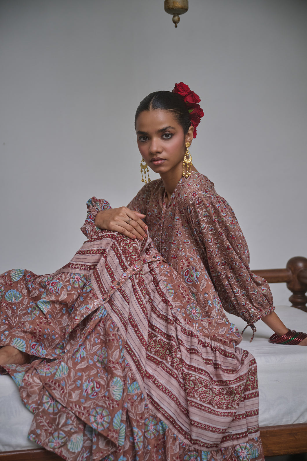 The CHILLI maxi - brown with red and pink floral