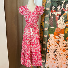 Load image into Gallery viewer, the CILANTRO midi - fuchsia pink w/ white floral

