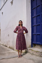 Load image into Gallery viewer, the ANISE midi - vintage navy with red butis
