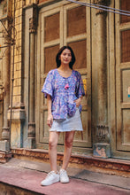 Load image into Gallery viewer, the CELERY top - purple jaal block printed
