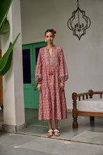 Load image into Gallery viewer, The WASABI midi - Brown with red butis
