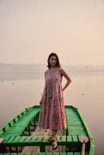 Load image into Gallery viewer, the BORAGE MIDI dress - pink pastels floral
