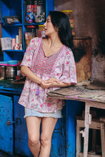 Load image into Gallery viewer, the CELERY top - soft pink jaal/lurex block printed
