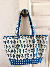 Load image into Gallery viewer, The mini summer tote - white with grey and blue butas
