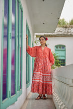 Load image into Gallery viewer, The CHILLI midi - coral &amp; pink floral
