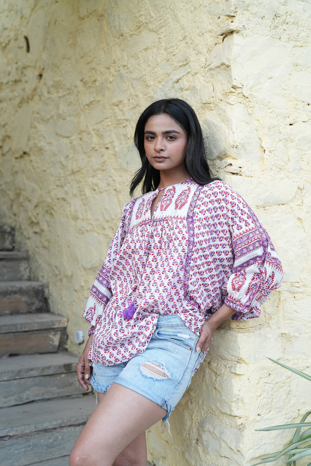 the MINT top - White with red purple floral