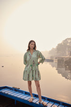 Load image into Gallery viewer, the SAFFRON mini - green stripes with buta
