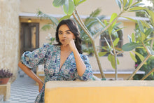 Load image into Gallery viewer, the ANISE midi - blue geometric
