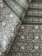 Load image into Gallery viewer, Forest green 6 seater Table cloth - block printed green jaal all over
