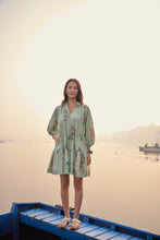 Load image into Gallery viewer, the SAFFRON mini - green stripes with buta
