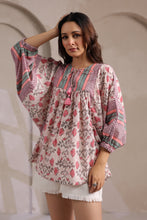 Load image into Gallery viewer, the MINT top - white w/ pink floral
