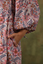 Load image into Gallery viewer, the CHILLI mini - white pink floral
