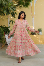 Load image into Gallery viewer, The Thyme Dress - pink floral

