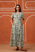 Load image into Gallery viewer, The MALABAR maxi (half sleeves) - soft sage green
