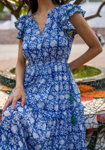 Load image into Gallery viewer, the CILANTRO midi - deep blue w/ white floral
