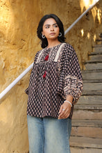 Load image into Gallery viewer, the MINT top - black bagru
