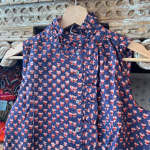Load image into Gallery viewer, the BASIL top - navy coral butis
