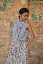 Load image into Gallery viewer, the TIERED skirt - white and blue floral
