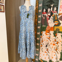 Load image into Gallery viewer, BORAGE MIDI dress - blue &amp; white floral
