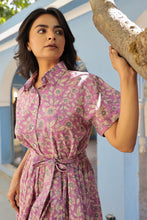 Load image into Gallery viewer, the PARSLEY MIDI dress - lavender floral
