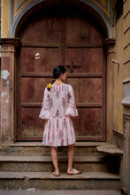 Load image into Gallery viewer, the STEVIA dress - soft pink with butas
