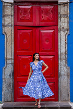 Load image into Gallery viewer, the CILANTRO midi - deep blue w/ white floral
