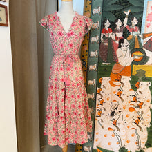 Load image into Gallery viewer, the CILANTRO midi - sweet pink floral

