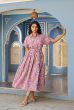 Load image into Gallery viewer, the PARSLEY MIDI dress - lavender floral
