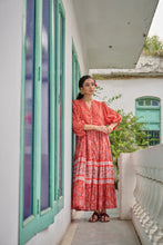 Load image into Gallery viewer, The CHILLI midi - coral &amp; pink floral
