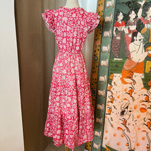 Load image into Gallery viewer, the CILANTRO midi - fuchsia pink w/ white floral
