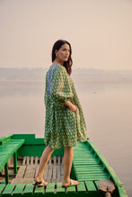 Load image into Gallery viewer, The NUTMEG mini - green with blue
