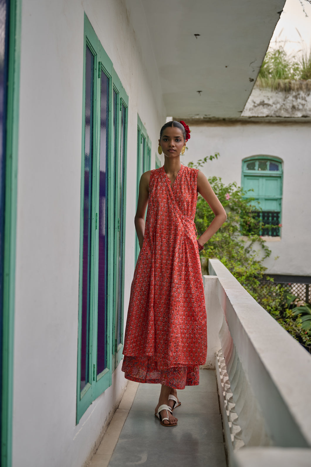 The Rhubarb flared culottes - coral with pink floral