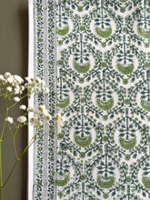 Load image into Gallery viewer, RANI/Table runner - block printed GREEN
