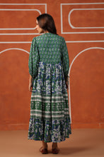 Load image into Gallery viewer, The CHILLI midi - forest green and blue floral
