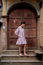 Load image into Gallery viewer, the SAFFRON mini - light pink with purple stripes
